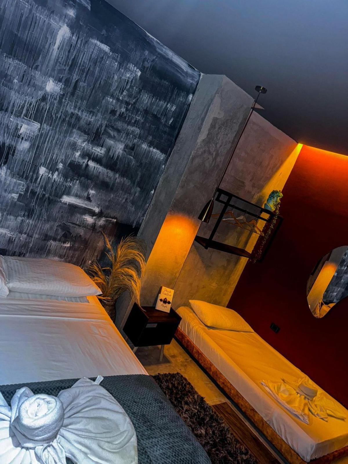 Urban Hostal San Gil- Piscina Restaurante Bar 外观 照片