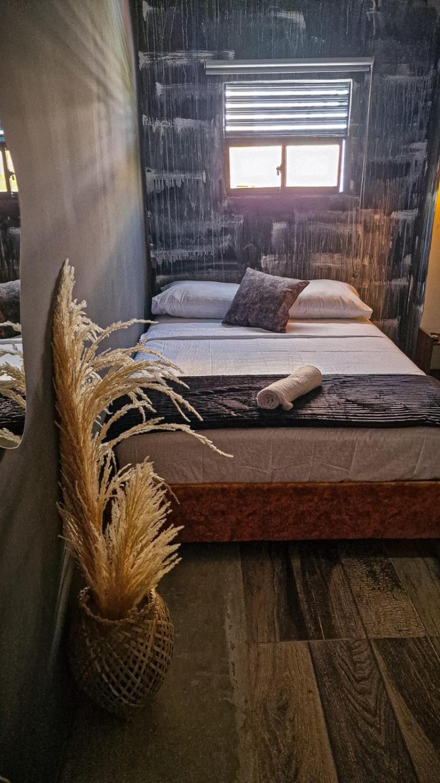 Urban Hostal San Gil- Piscina Restaurante Bar 外观 照片