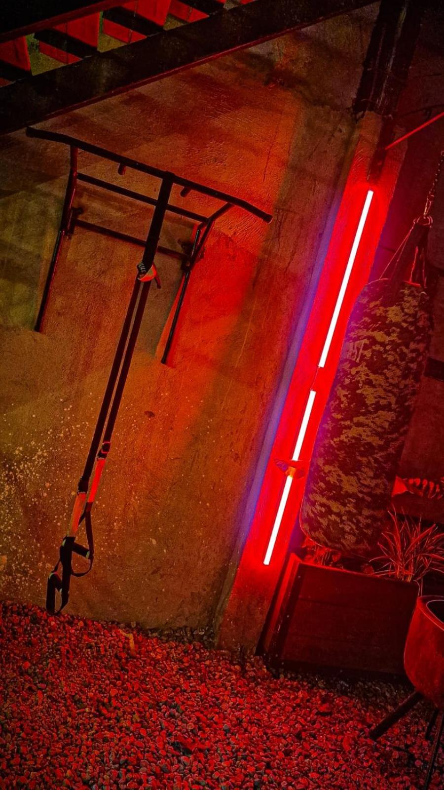Urban Hostal San Gil- Piscina Restaurante Bar 外观 照片